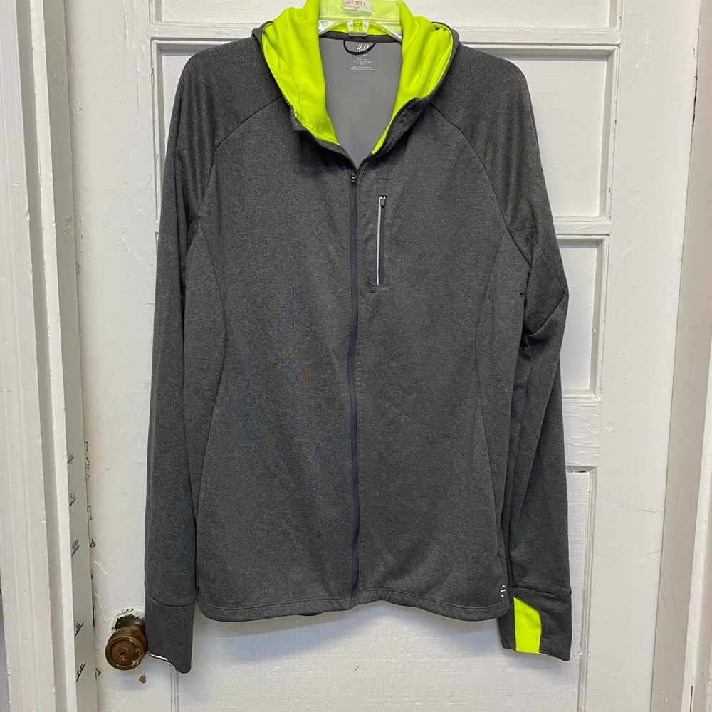H&M Sport Running Woven Hooded Jacket Sportswear Men's Size LARGE
